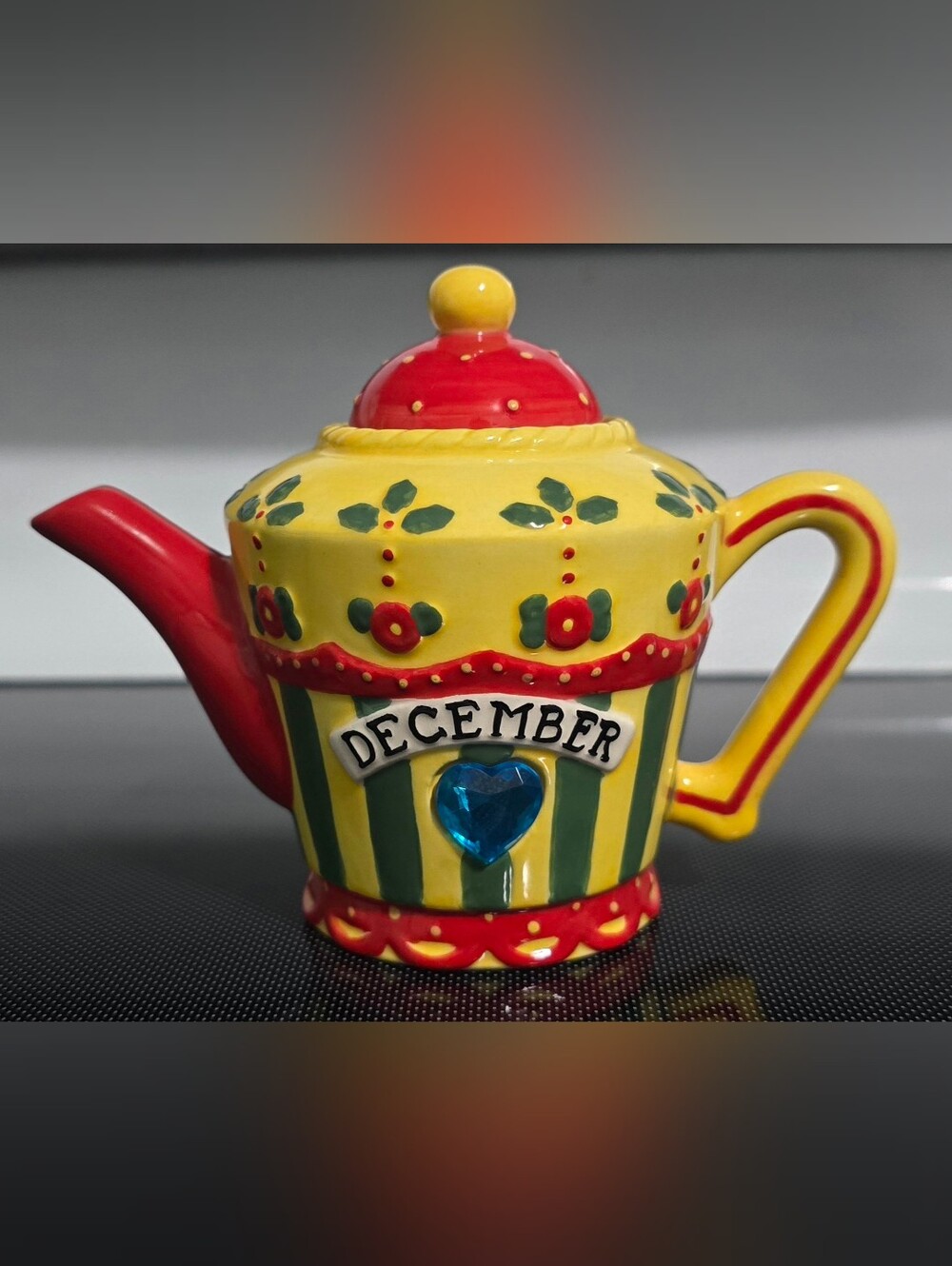 Mary Engelbreit Mini Birthstone December Teapot 2004